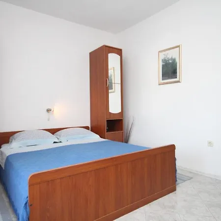 Zaklopatica 8393a Lastovo