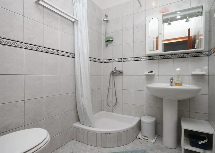 Zaklopatica 8393a Lastovo